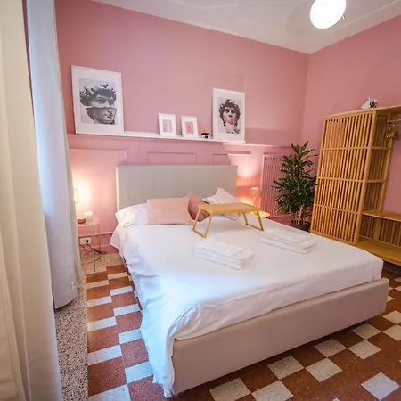 Telesio Suite Rom